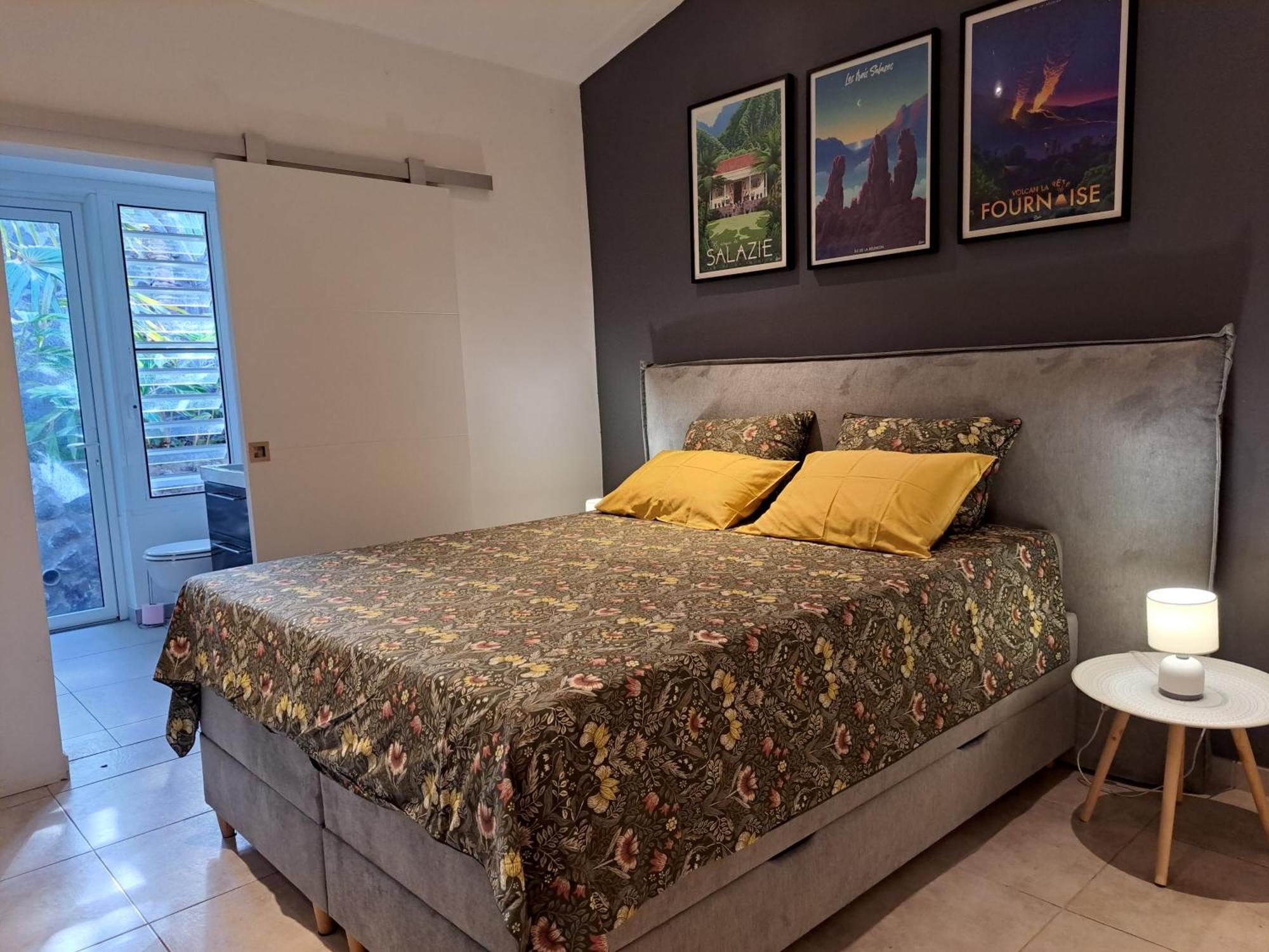 Villa Tropicale - Meuble De Tourisme 4 Etoiles Сен-Жиль-ле-Бэн Экстерьер фото